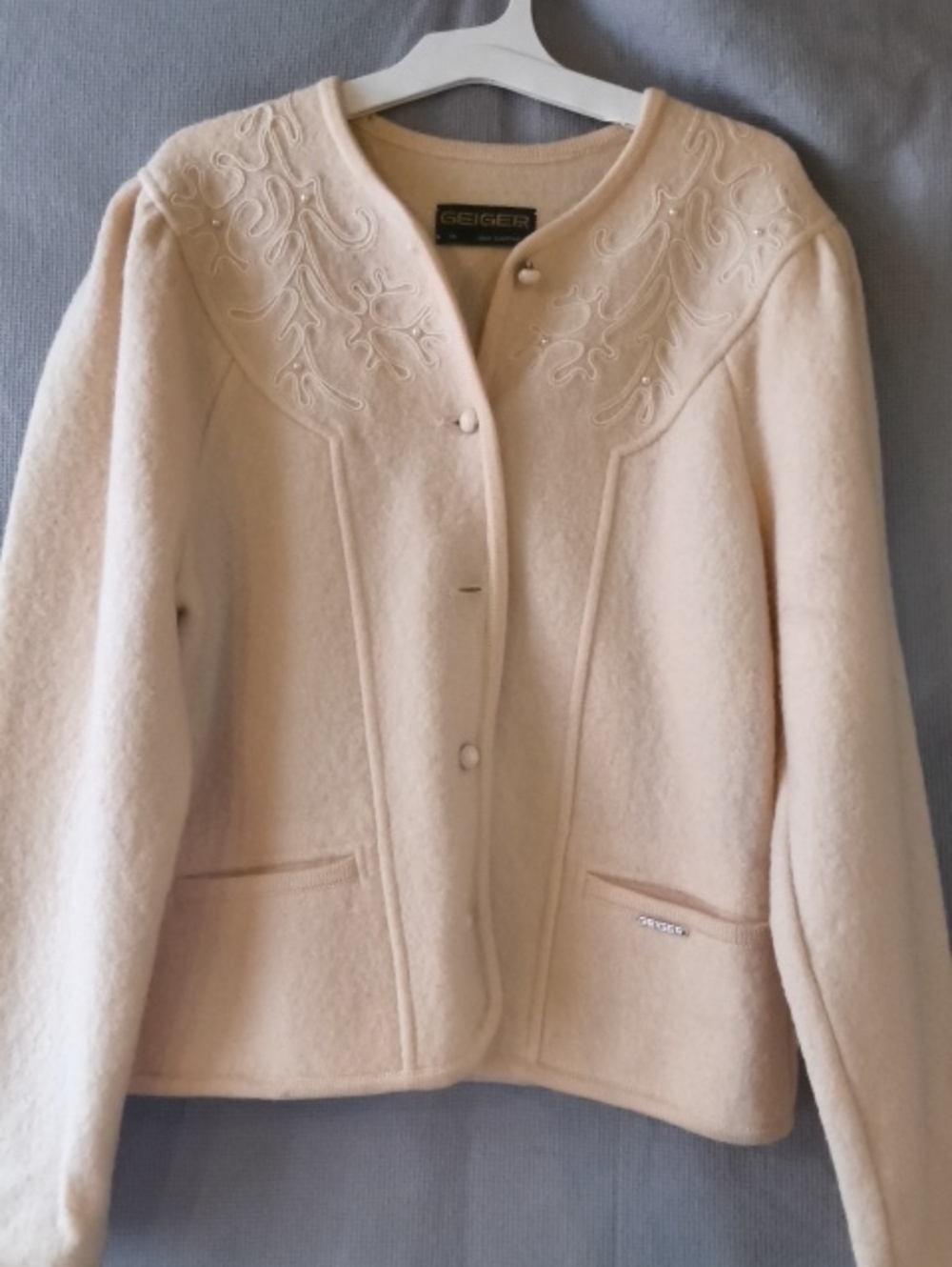 Vintage Geiger CreamWoolJacketWPearlEmbellishments Coquette Cottagecore Romantic